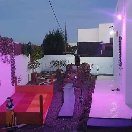 Fun Family Villa-crazy Golf Course-heated Pool-cocktail Bar-jacuzzi-games Room-wifi &uk Tv